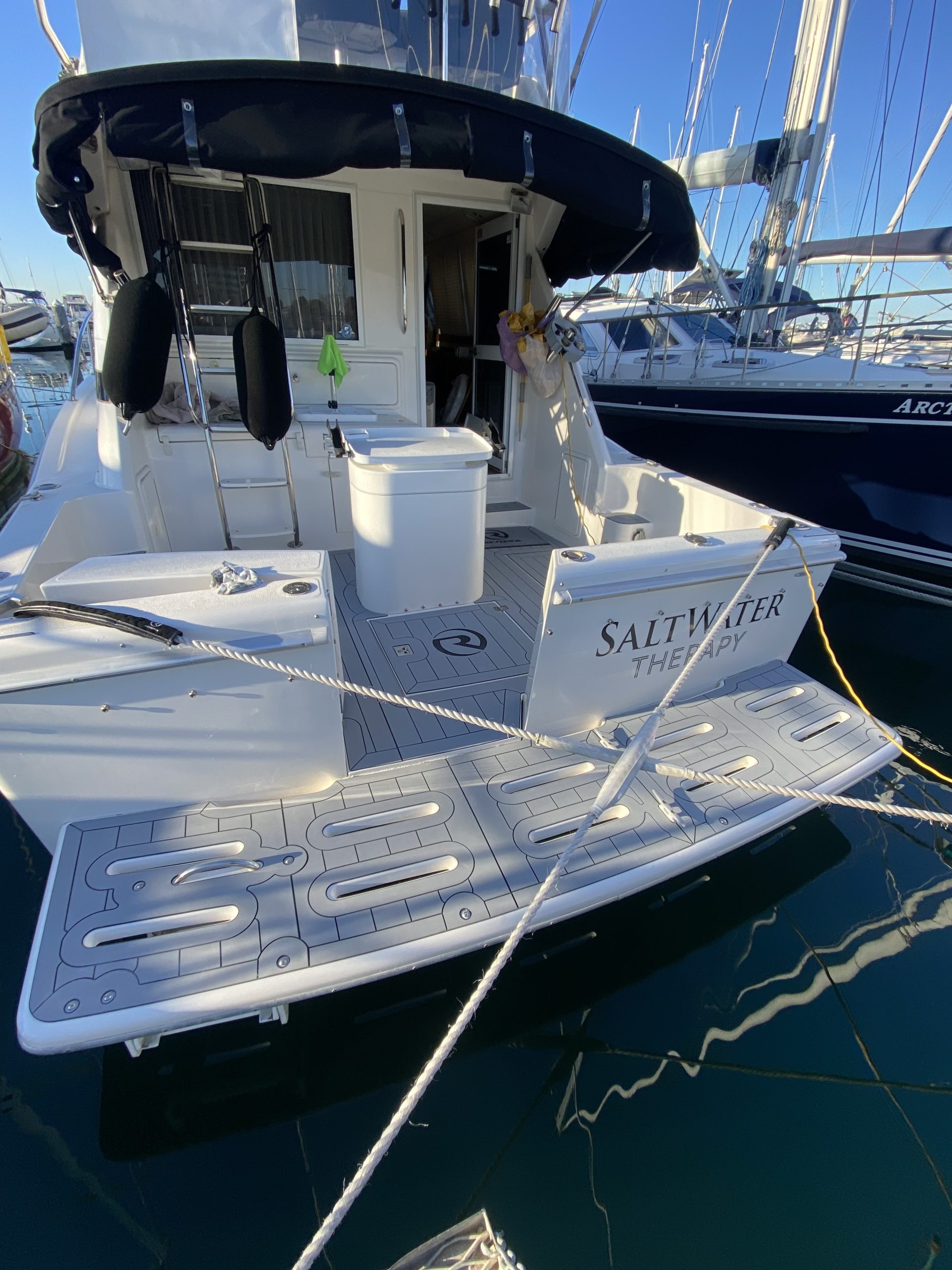 AquaTeak Lifestyle 1