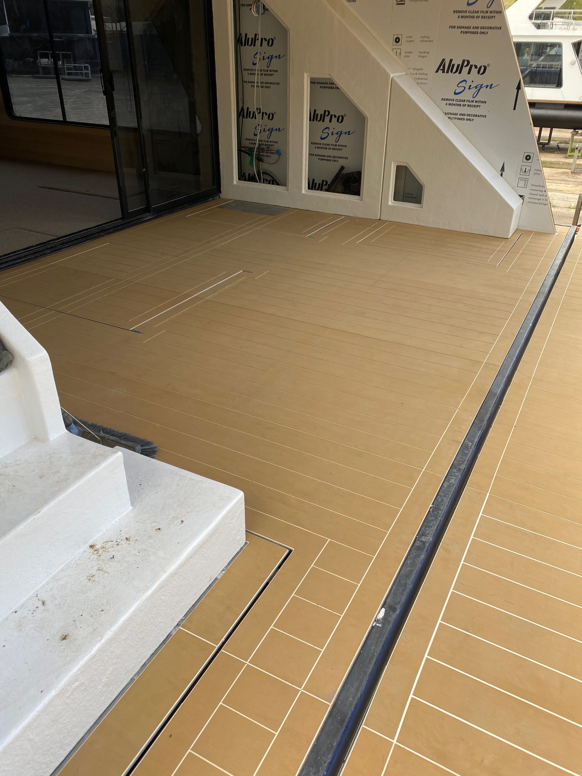 AquaTeak Lifestyle 6